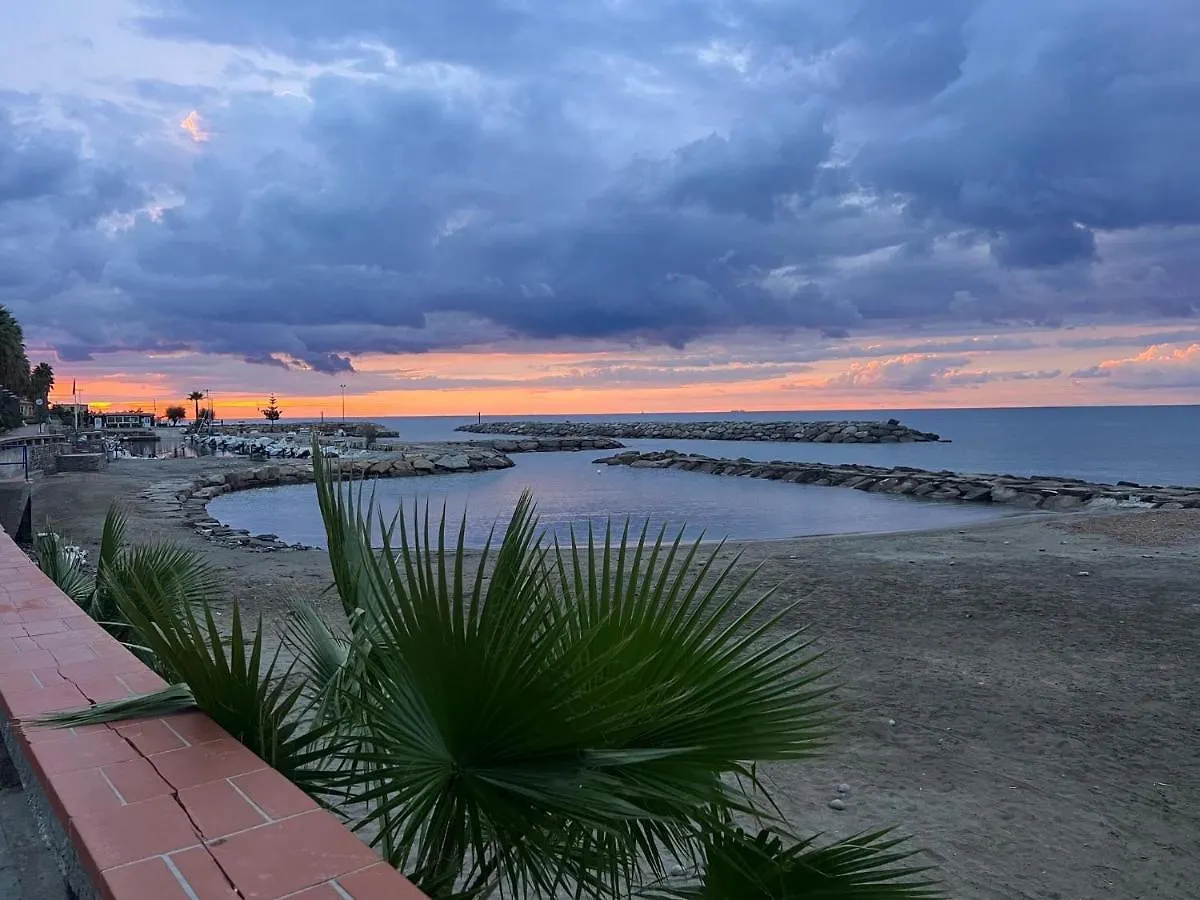 Casa Sole E Mare Apartment Riva Ligure